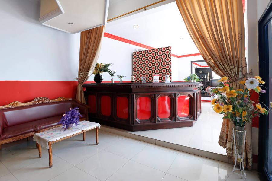 Reddoorz Plus @ Samratulangi Manado Ngoại thất bức ảnh